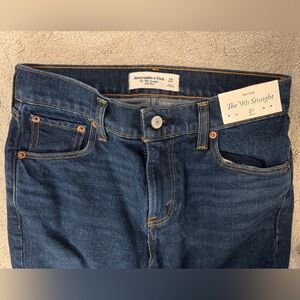 Abercrombie & Fitch 90s straight mid-rise jeans, BNWT